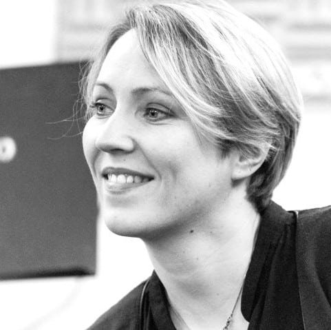 Hélène Texier, L'Accompagnatrice
