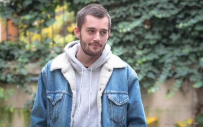 L’Atelier de Cédric avec Raphaël Ayache – Schmooze : entre supervision musicale, création sonore et stratégie artistique
