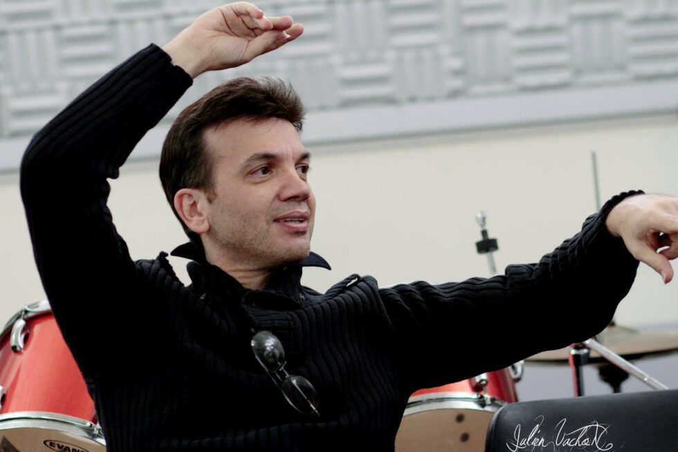 L&rsquo;Atelier de Cédric avec Jean-Félix Lalanne – Guitariste & Compositeur : virtuosité musicale, création scénique et transmission artistique