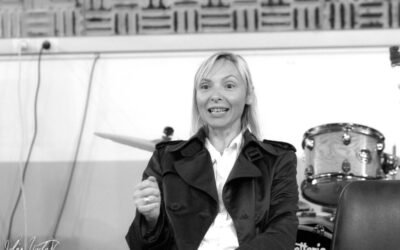 L’Atelier de Cédric avec Mélanie Bauer, animatrice radio et voix singulière des musiques actuelles