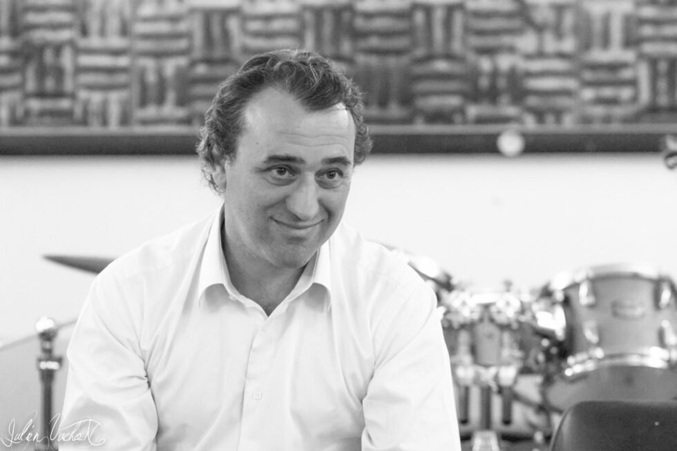 L&rsquo;Atelier de Cédric avec Bruno Delport : des radios indépendantes aux clubs de jazz, une vision engagée des médias musicaux