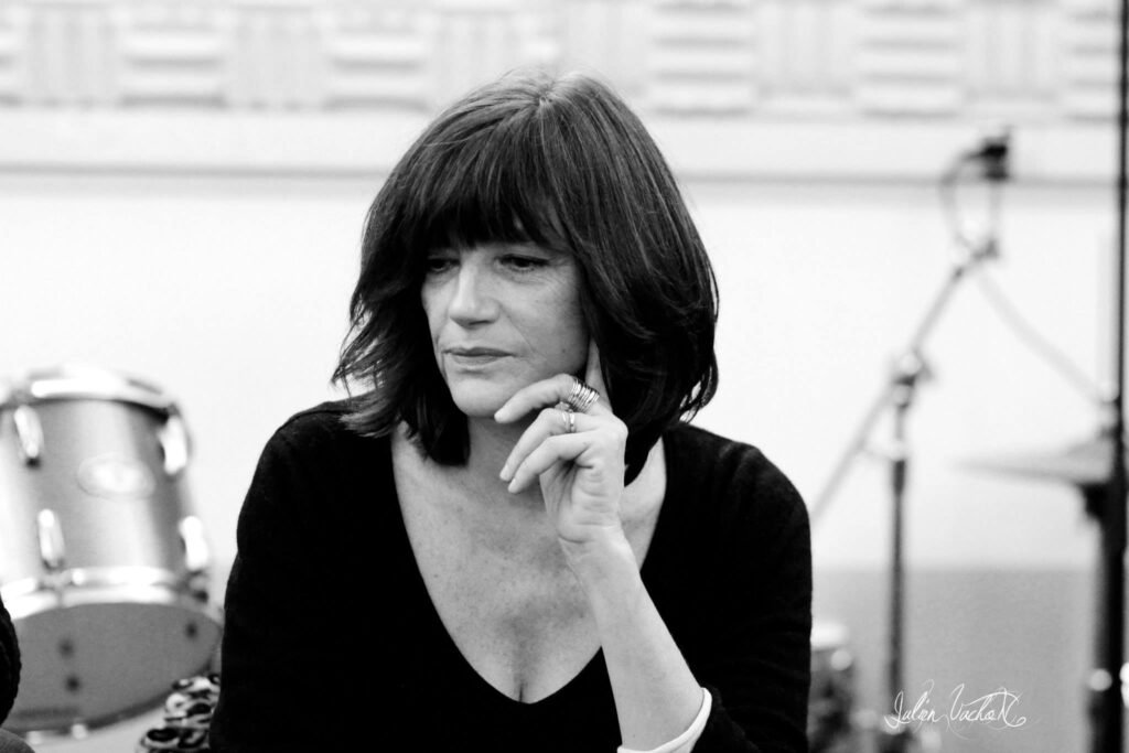 Élisabeth Anaïs et Pierre-Yves Lebert, auteurs de chansons dans L'Atelier de Cédric