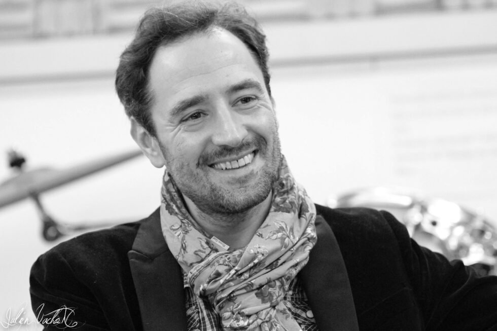 L&rsquo;Atelier de Cédric avec Thibaut Javoy, l’architecte du son entre musique, immersion et création contemporaine