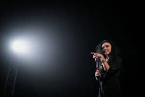 Syndrome de l’imposteur, trac et peur du succès : la santé mentale des artistes