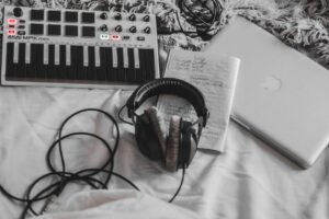 Groover : comment promouvoir sa musique et obtenir des retours de médias sans gros budget