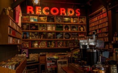 Distributeur musical : rôle, missions, modèles économiques et salaire
