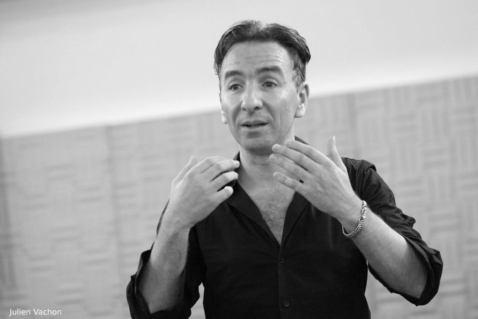 Hocine Hallaf, auteur-compositeur et producteur