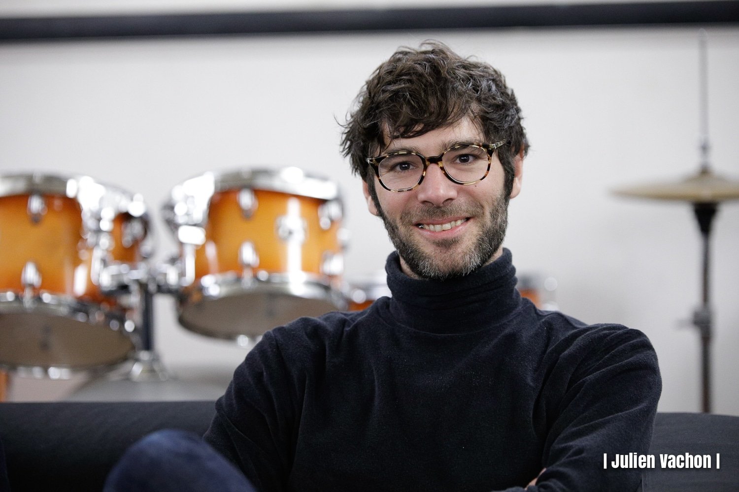 Robin Leduc, auteur-compositeur-interprète et réalisateur